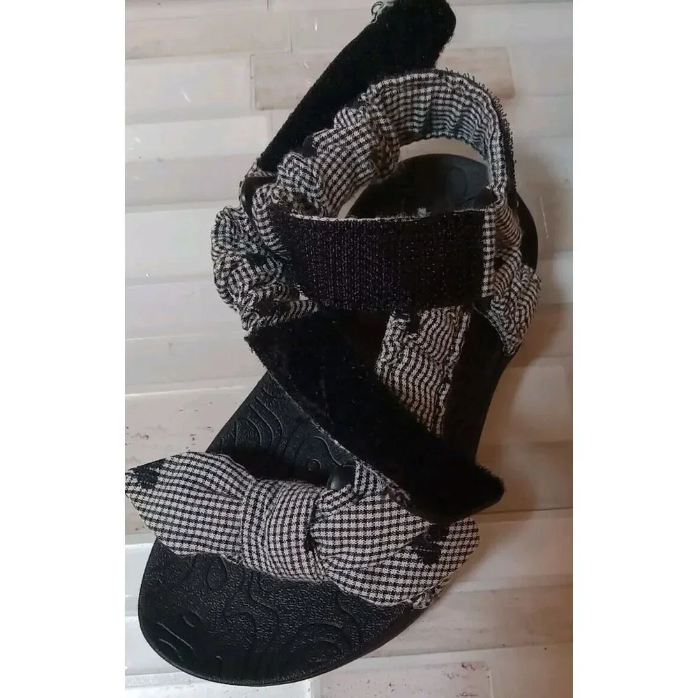 Zara Girl Toddler Black White Check Heart Print Sandals Size 7 (23)‎